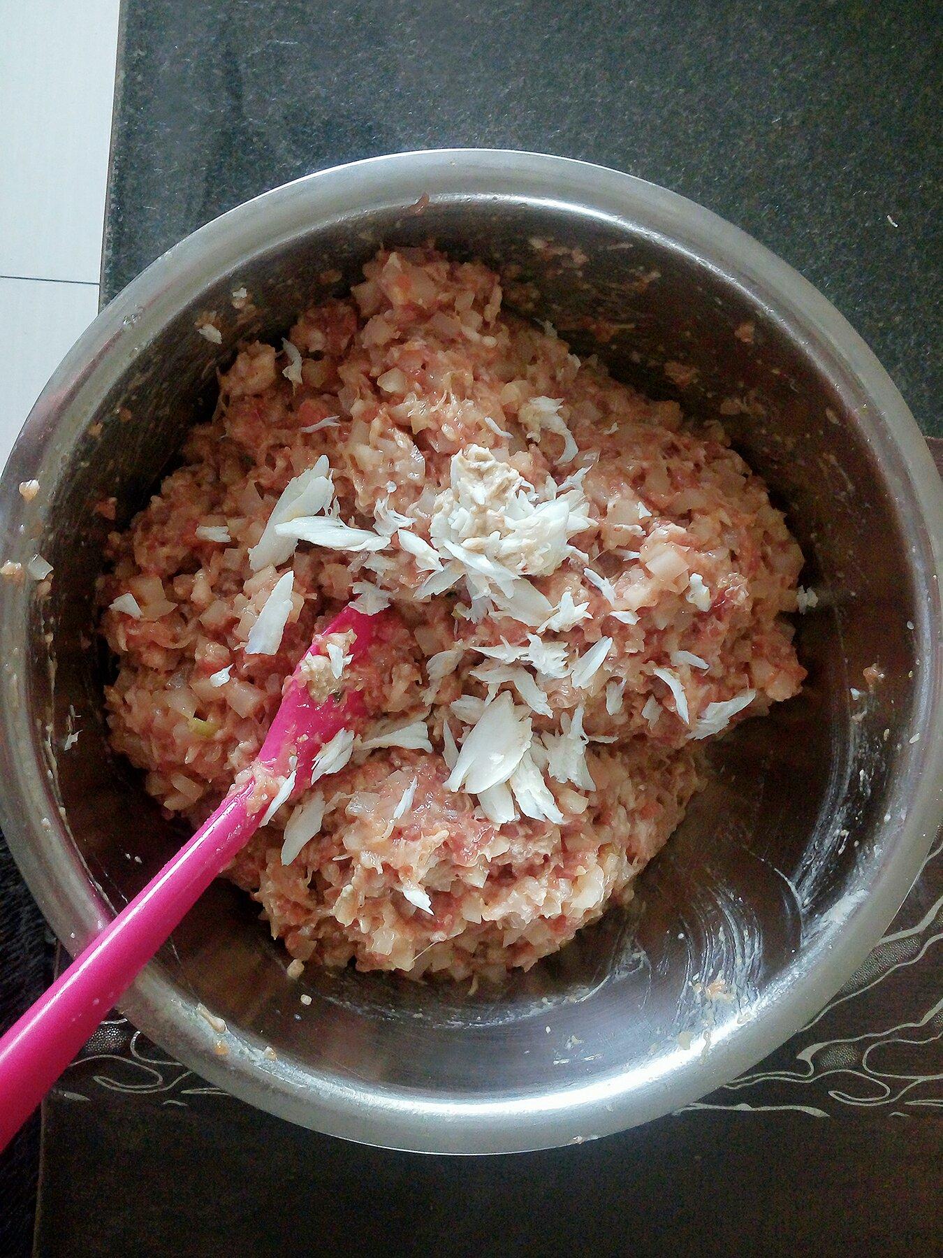 蟹肉灌湯包的做法 步骤3