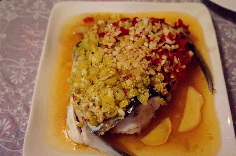 川菜必點菜 剁椒魚頭的做法 步骤7