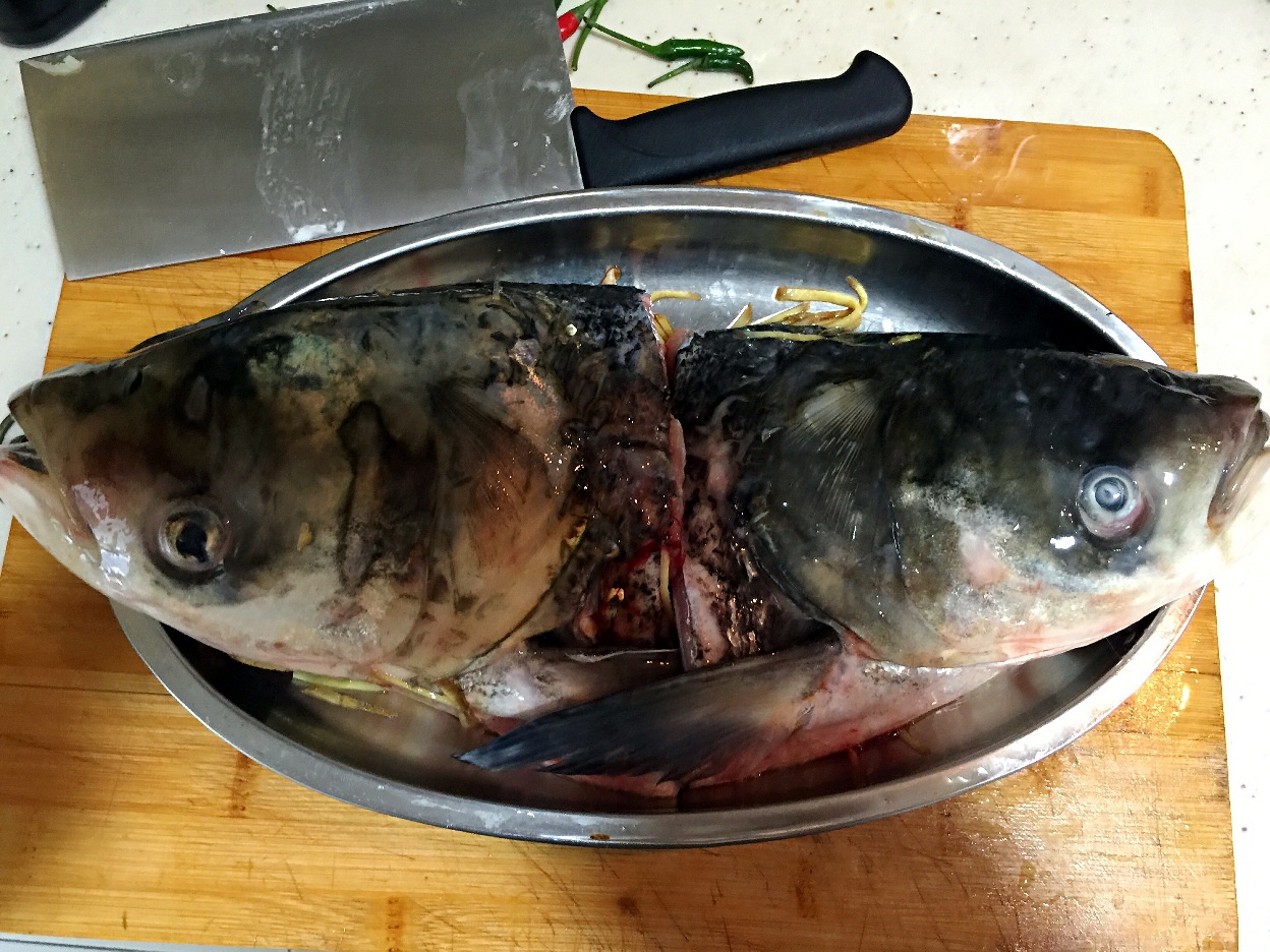老丁的私房菜-剁椒魚頭的做法 步骤2