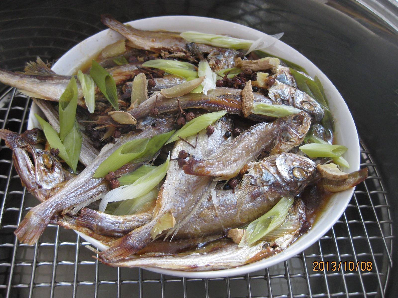 清蒸小黃花鹹魚幹的做法 步骤2