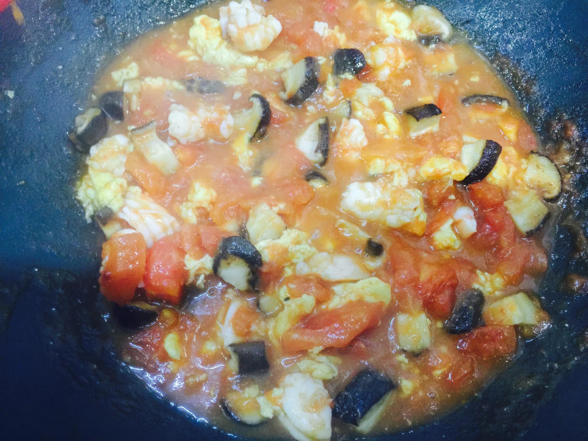 海蝦番茄雞蛋冬菇燴飯—簡易快手營養晚餐的做法 步骤7