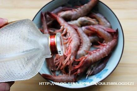 鮮辣粉絲蒸海蝦的做法 步骤2