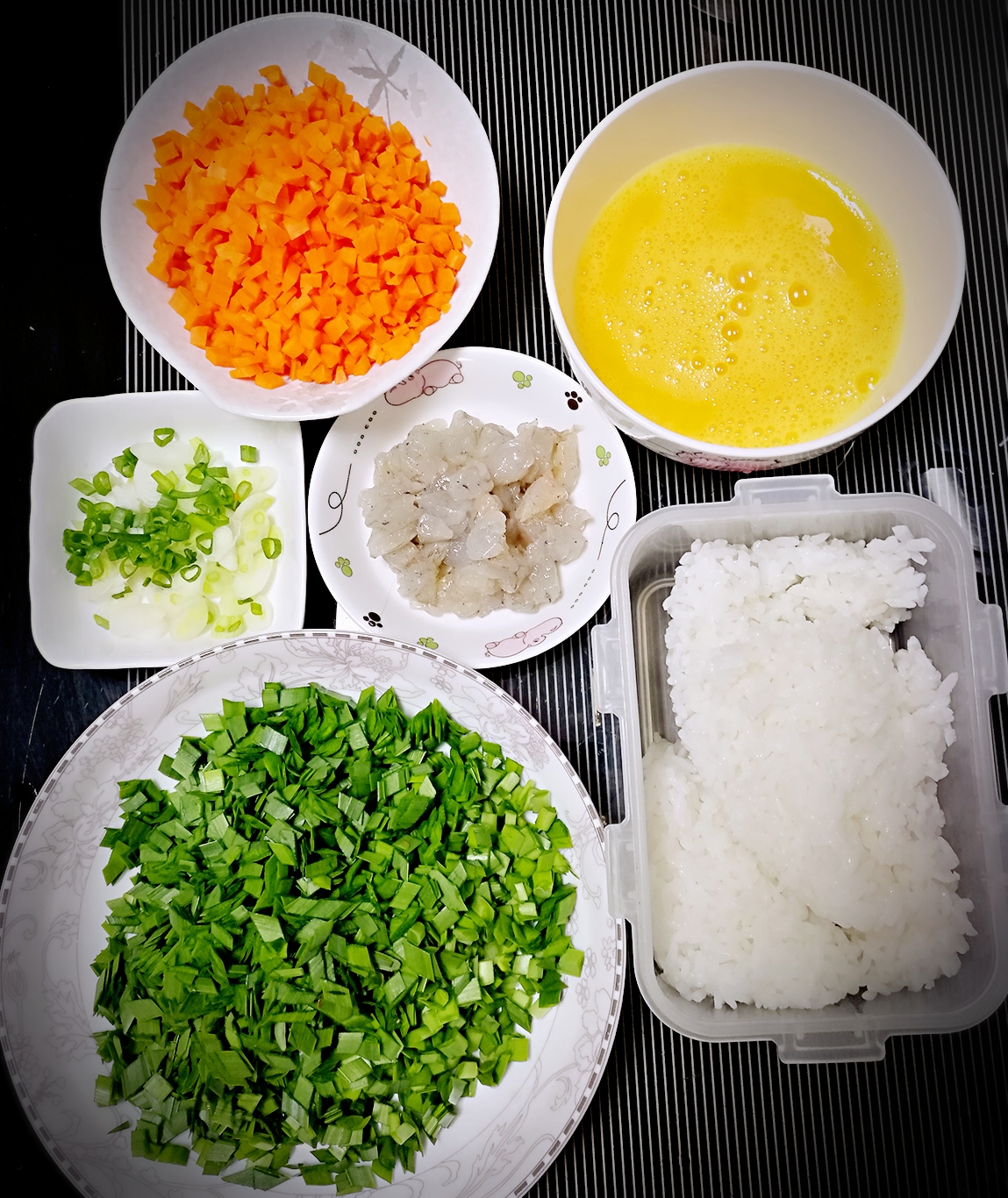 韭菜蝦仁雞蛋炒飯的做法 步骤3