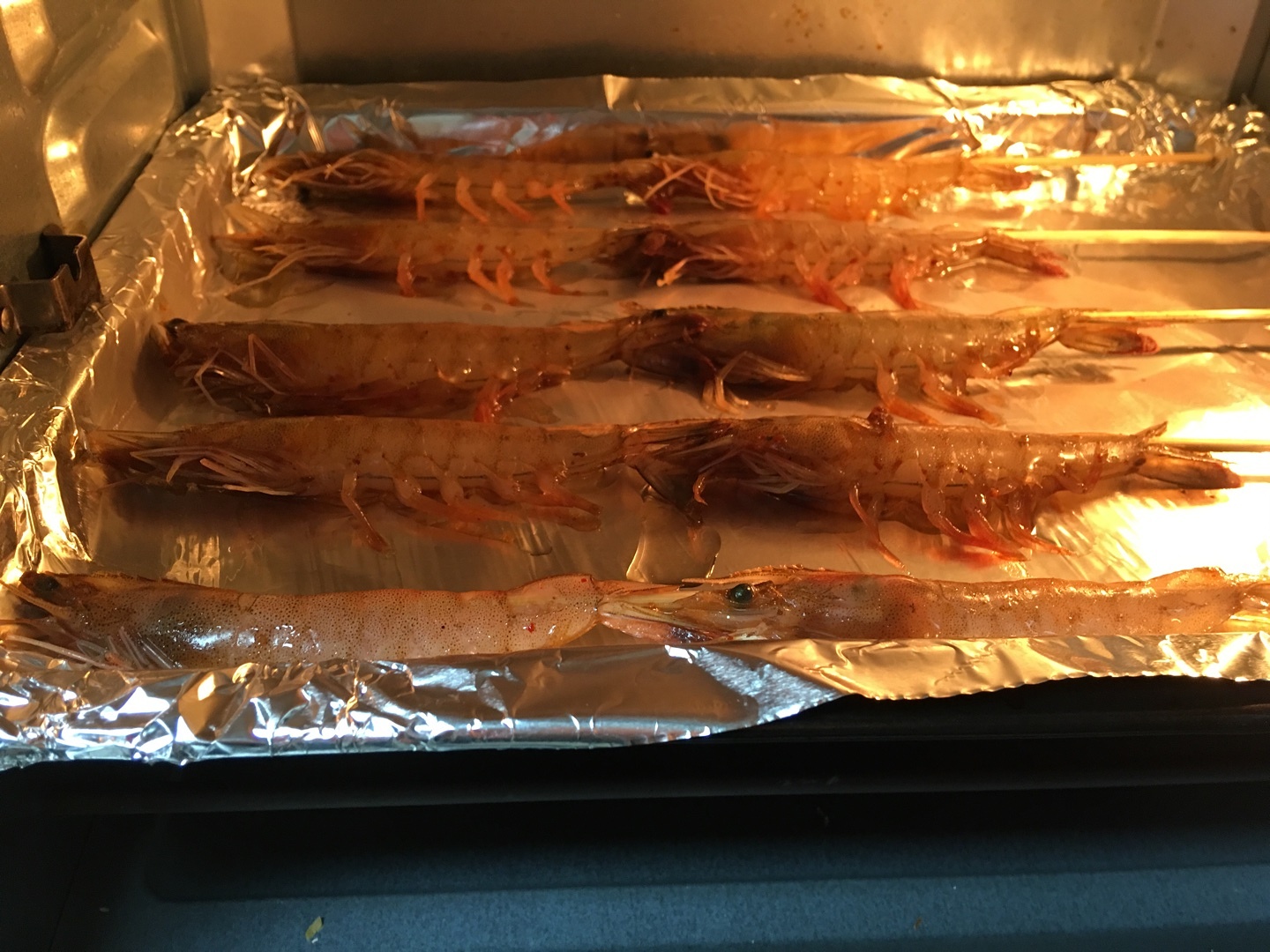 竹籤串串蝦的做法 步骤5