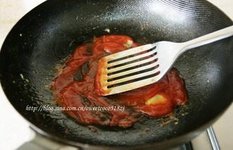 茄汁蘋果蝦的做法 步骤3