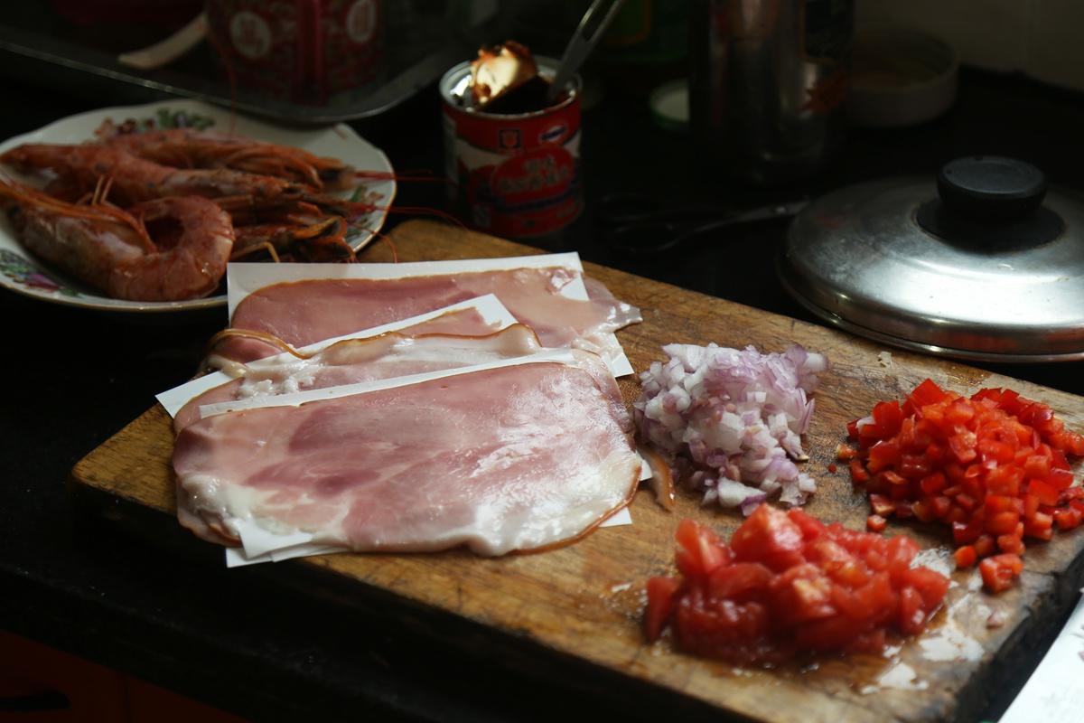 【山姆廚房】西班牙海鮮飯的做法 步骤1