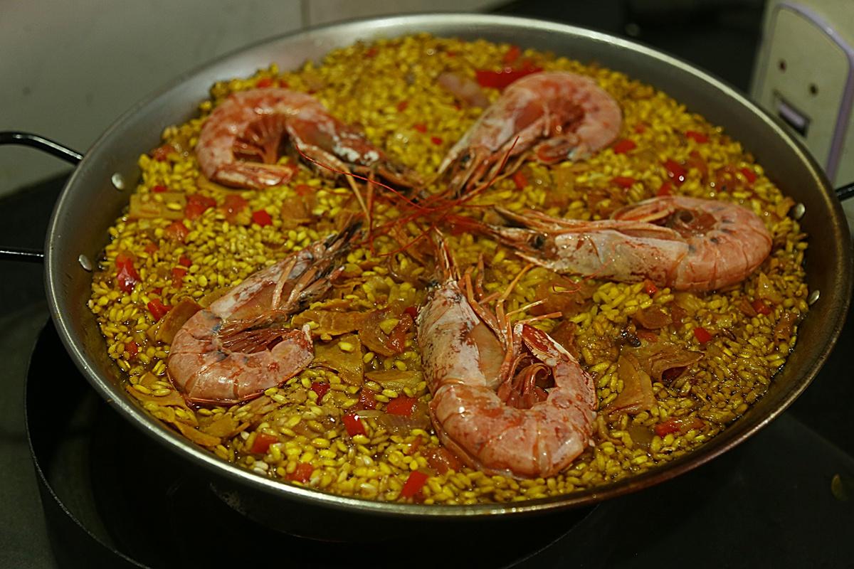 【山姆廚房】西班牙海鮮飯的做法 步骤6
