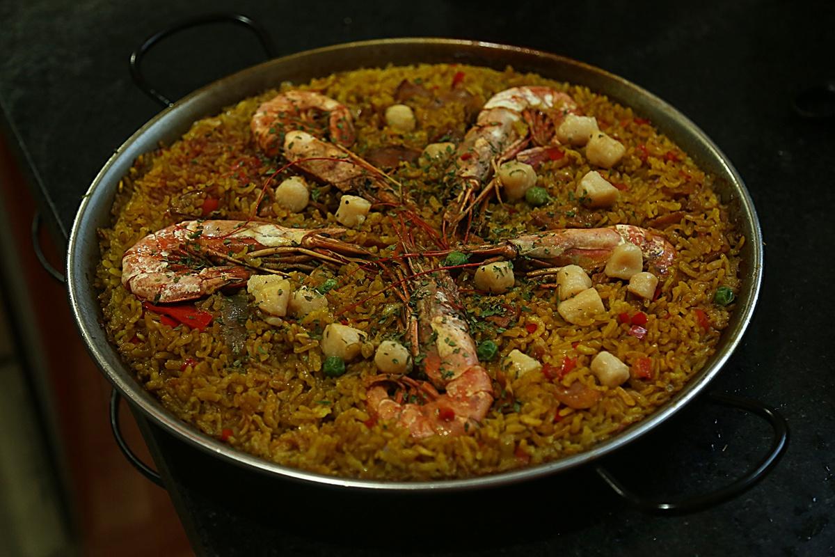 【山姆廚房】西班牙海鮮飯的做法 步骤7
