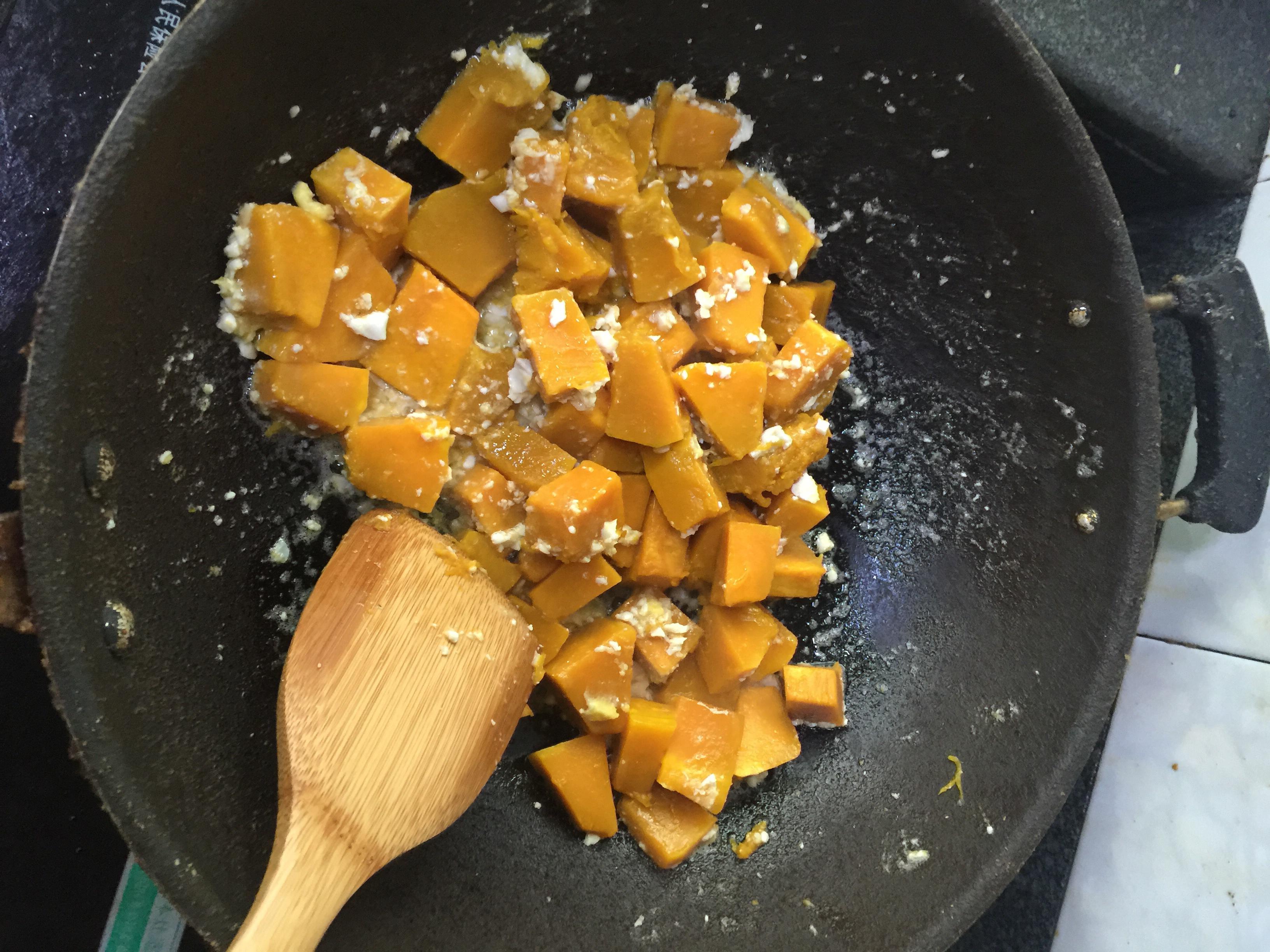 鹹蛋焗南瓜--下飯神器的做法 步骤5