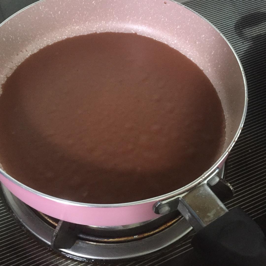 醇正巧克力千層的做法 步骤8