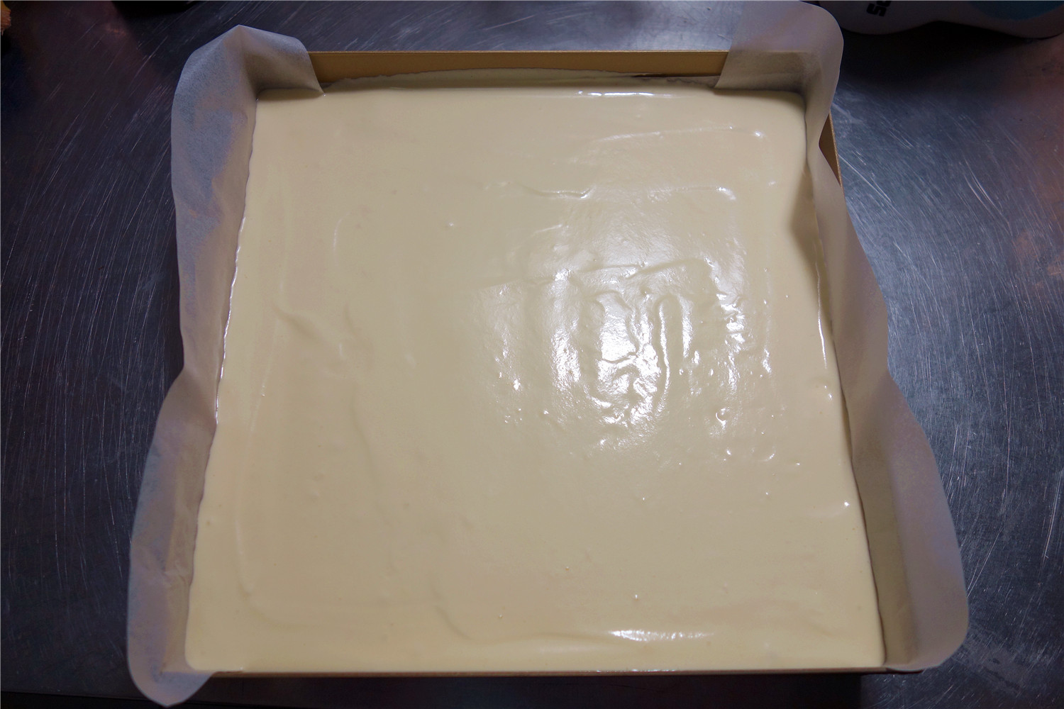 酸奶戚風蛋糕（26釐米定製烤盤）的做法 步骤16