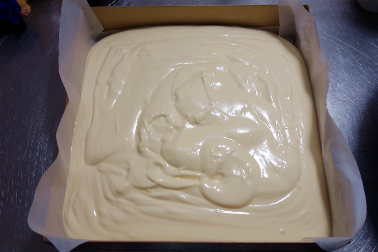 酸奶戚風蛋糕（26釐米定製烤盤）的做法 步骤15