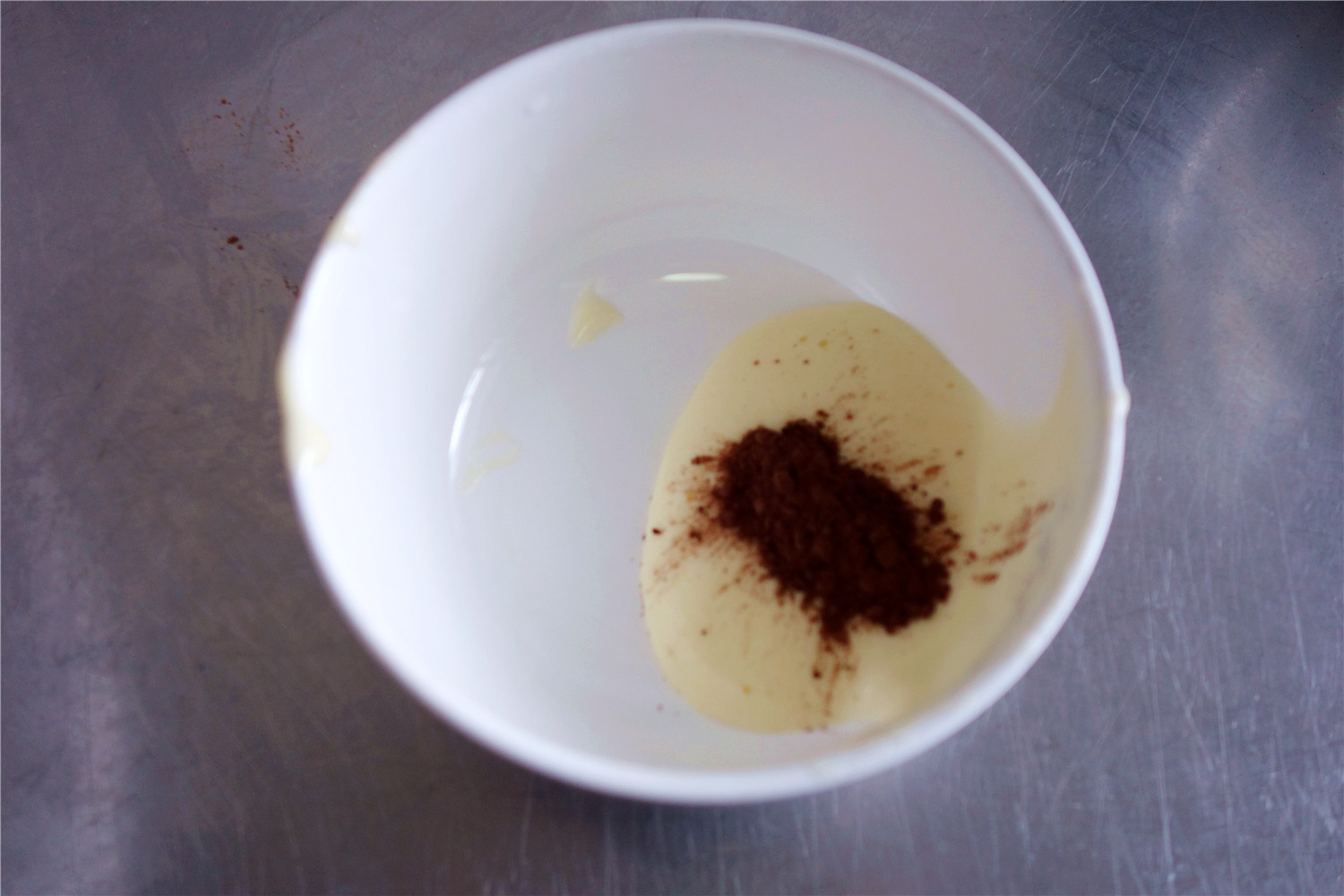 酸奶戚風蛋糕（26釐米定製烤盤）的做法 步骤17