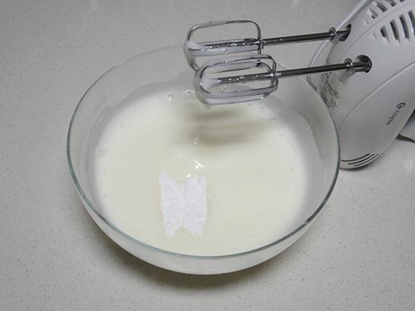 斑馬紋酸奶蛋糕的做法 步骤15