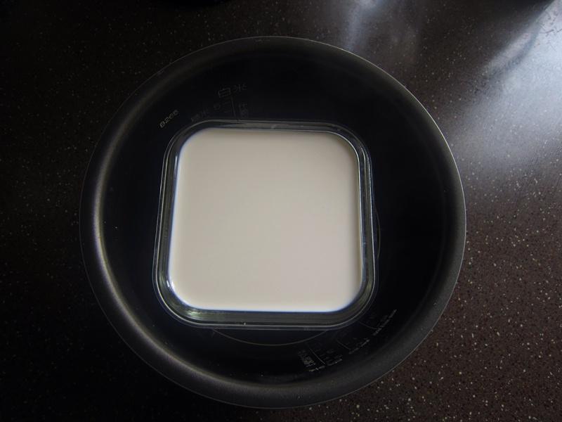 電飯煲制酸奶的做法 步骤5