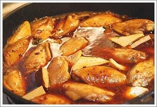 香辣豆乾燒雞翅的做法 步骤8