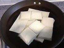 香滷蘭花豆腐乾的做法 步骤2