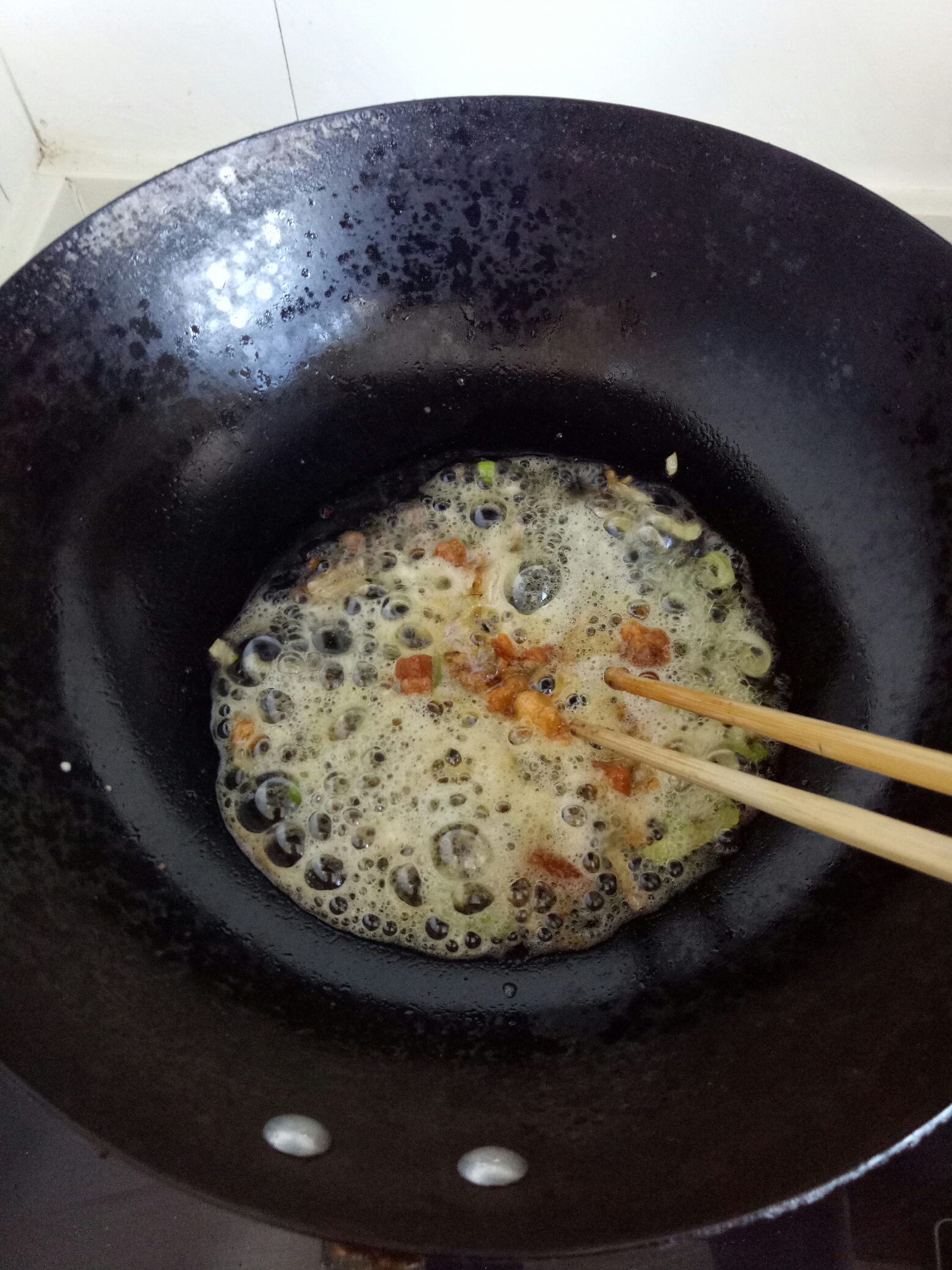 海鴨蛋白菜湯的做法 步骤3
