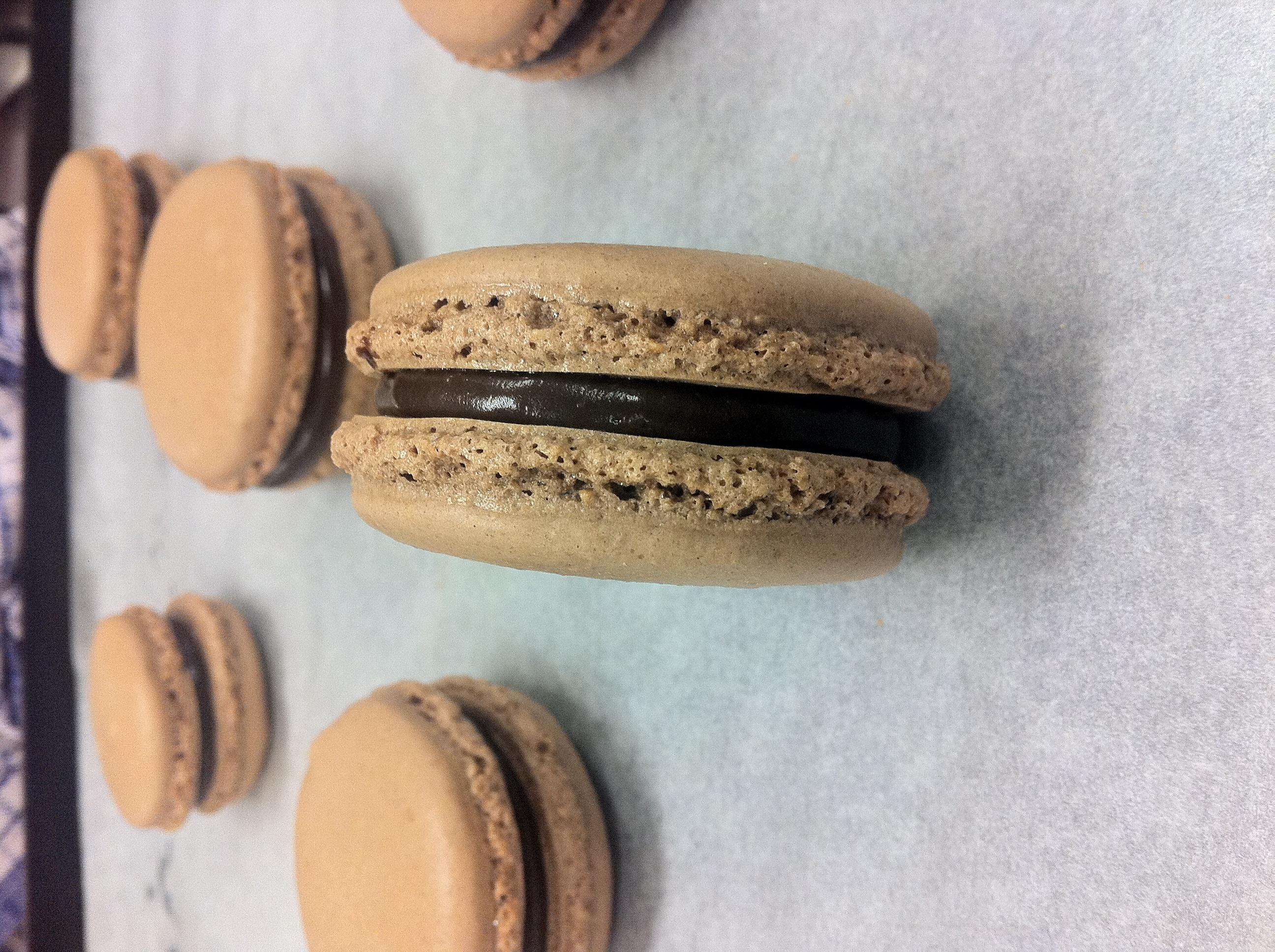 最容易成功的chocolate macarons 巧克力馬卡龍的做法 步骤10