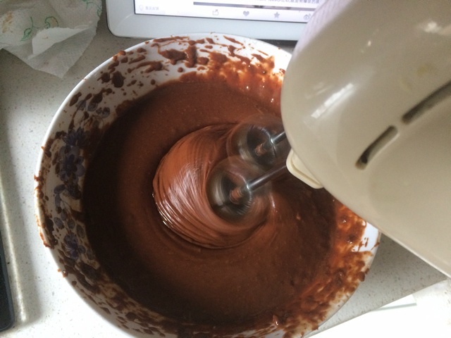 爆漿巧克力蛋糕的做法 步骤4