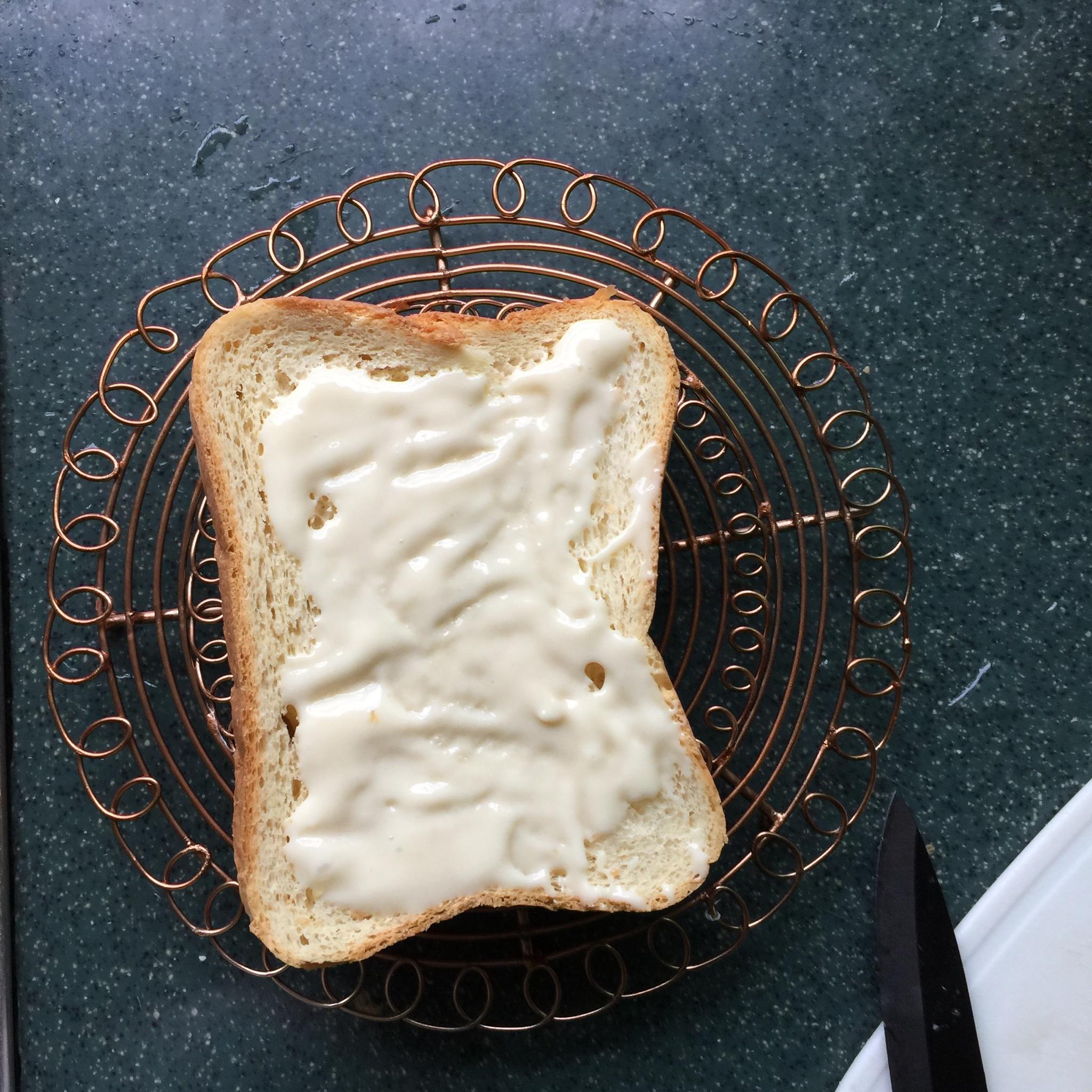 煉乳檸檬三明治的做法 步骤2