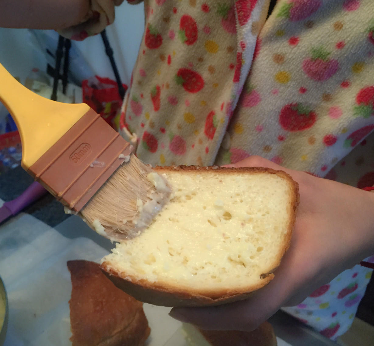 煉乳乳酪包---有面包機的同學做起來更方便哦~~的做法 步骤12