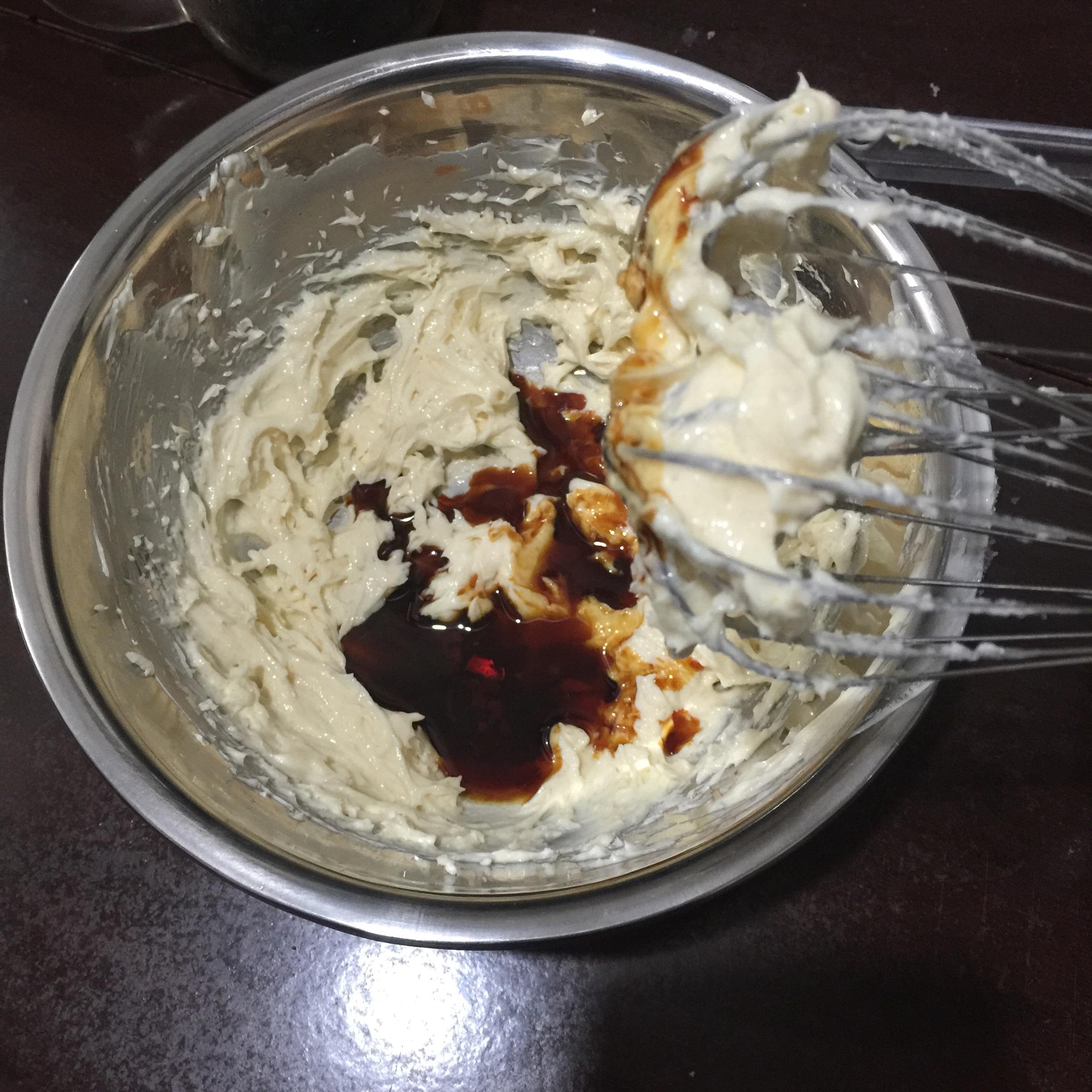 Caramel Macchiato Cheesecake配白巧克力奶油topping的做法 步骤10