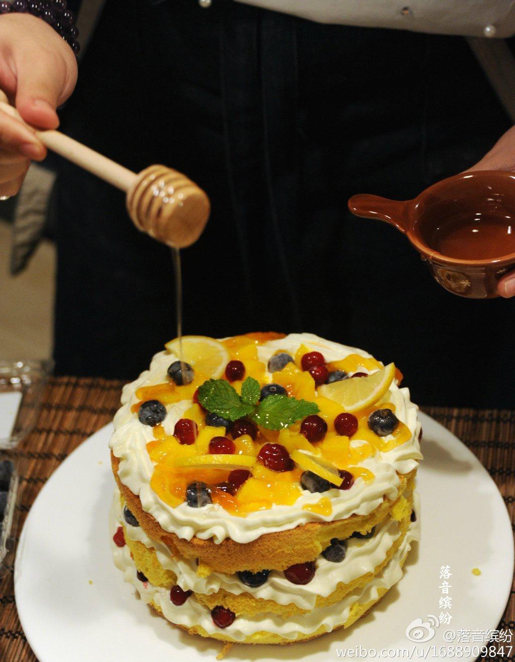 酸奶油水果蛋糕的做法 步骤6