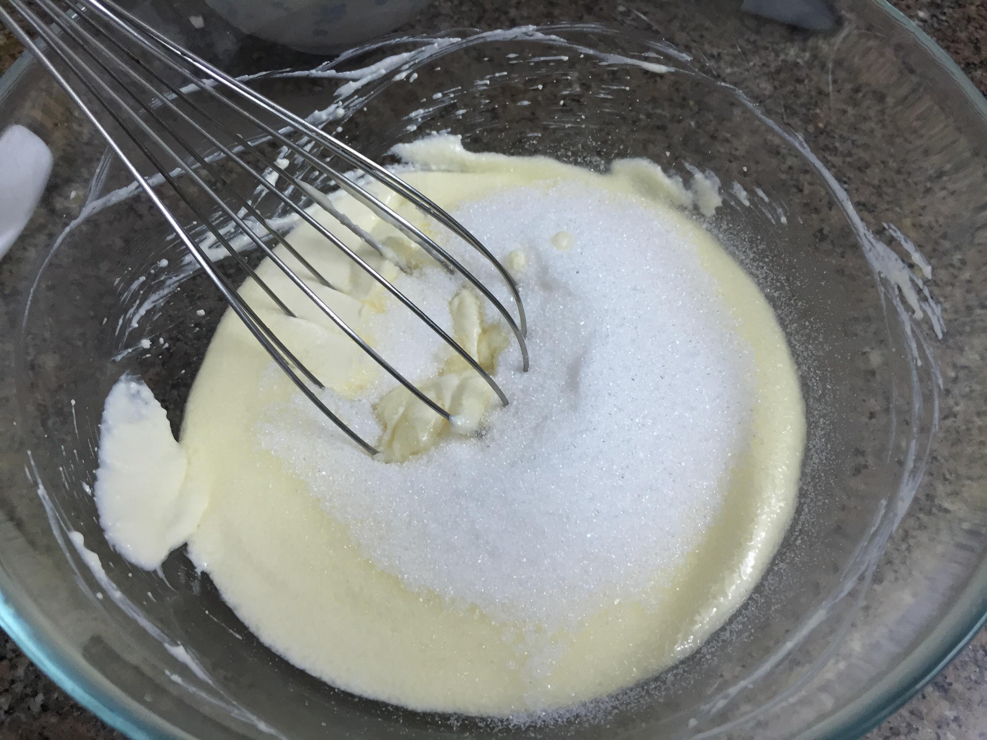 酸奶油乳酪蛋糕的做法 步骤4