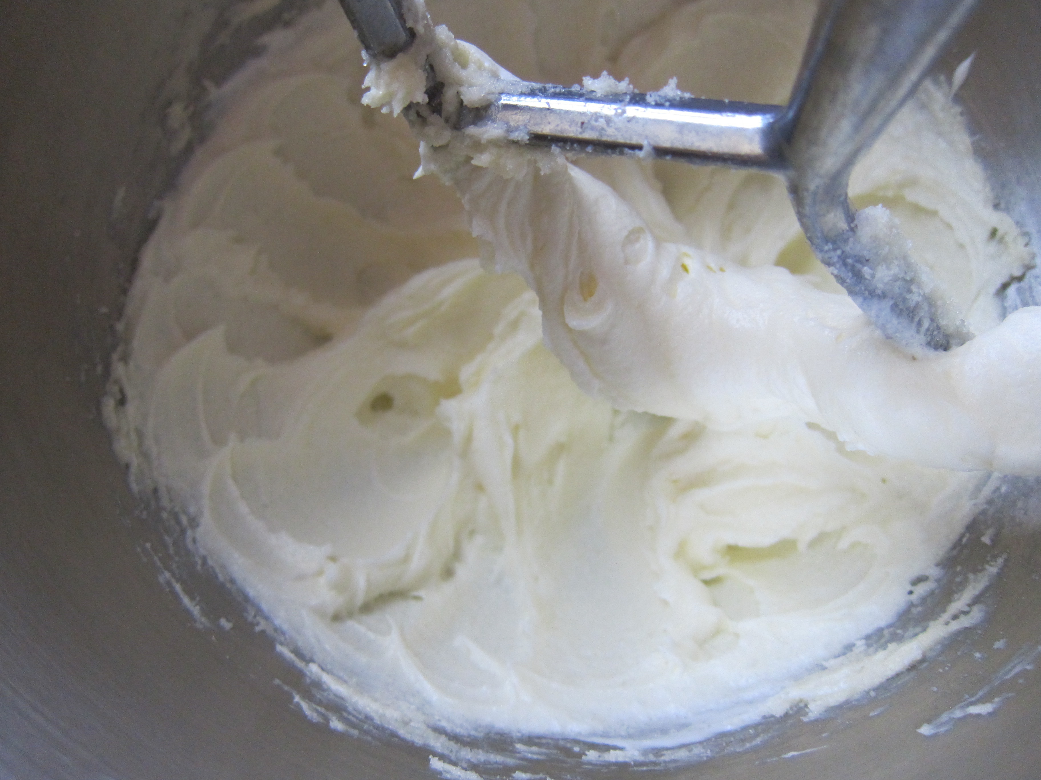 酸奶油磅蛋糕/Sour cream Pound cake的做法 步骤2
