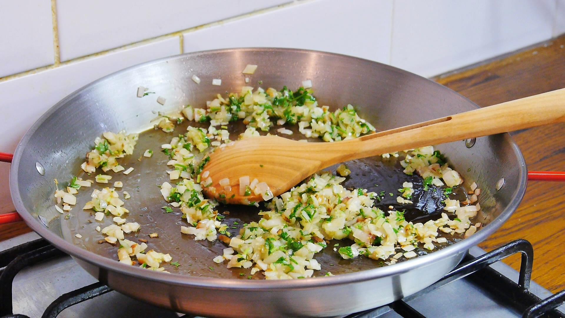 【曼食慢語】Seafood Paella 西班牙海鮮飯的做法 步骤11