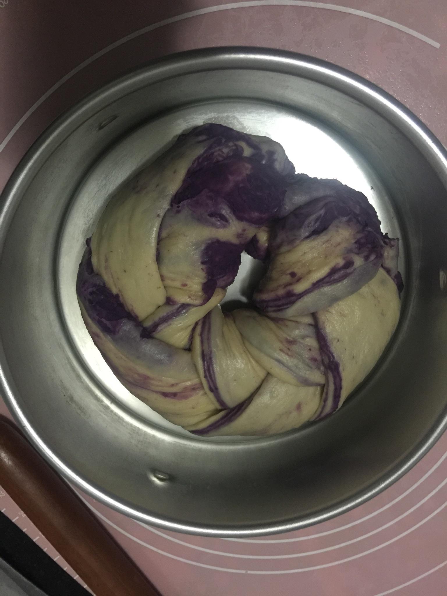 入門級不用揉出膜的手撕紫薯麪包無黃油版的做法 步骤11