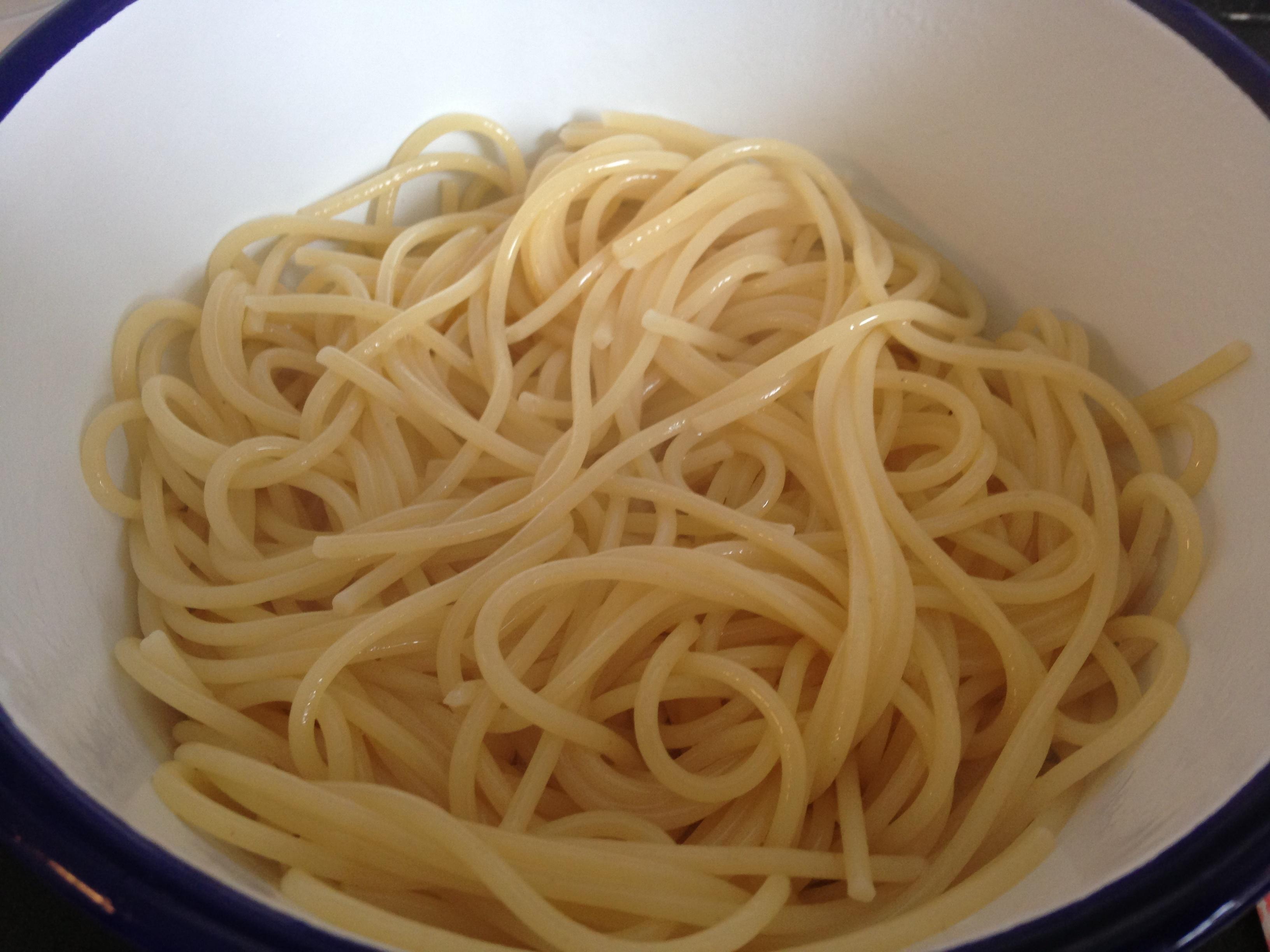 奶油培根意大利麪（spaghetti）的做法 步骤4