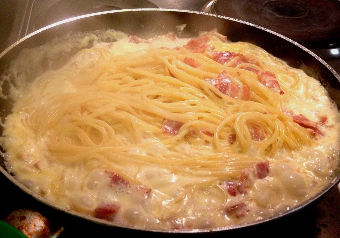 奶油培根意大利麪（spaghetti）的做法 步骤5