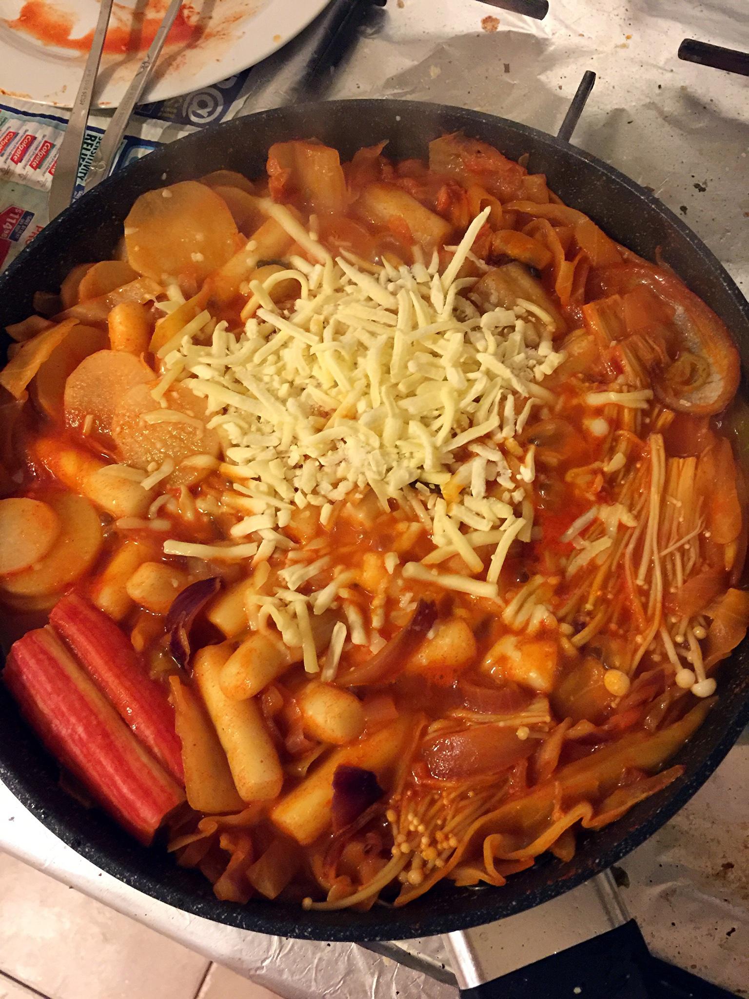 韓國芝士年糕鍋（辣白菜部隊火鍋）的做法 步骤10