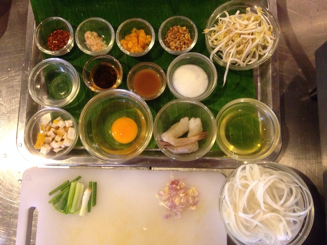 Phad Thai 泰式炒米粉 （Stir-fried Thai rice noodle）的做法 步骤2