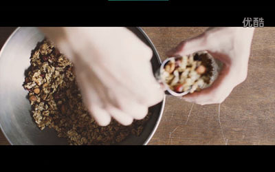 <素食綾也>格蘭諾拉燕麥片大集合，巧克力、抹茶、香蕉、茶果味。的做法 步骤15