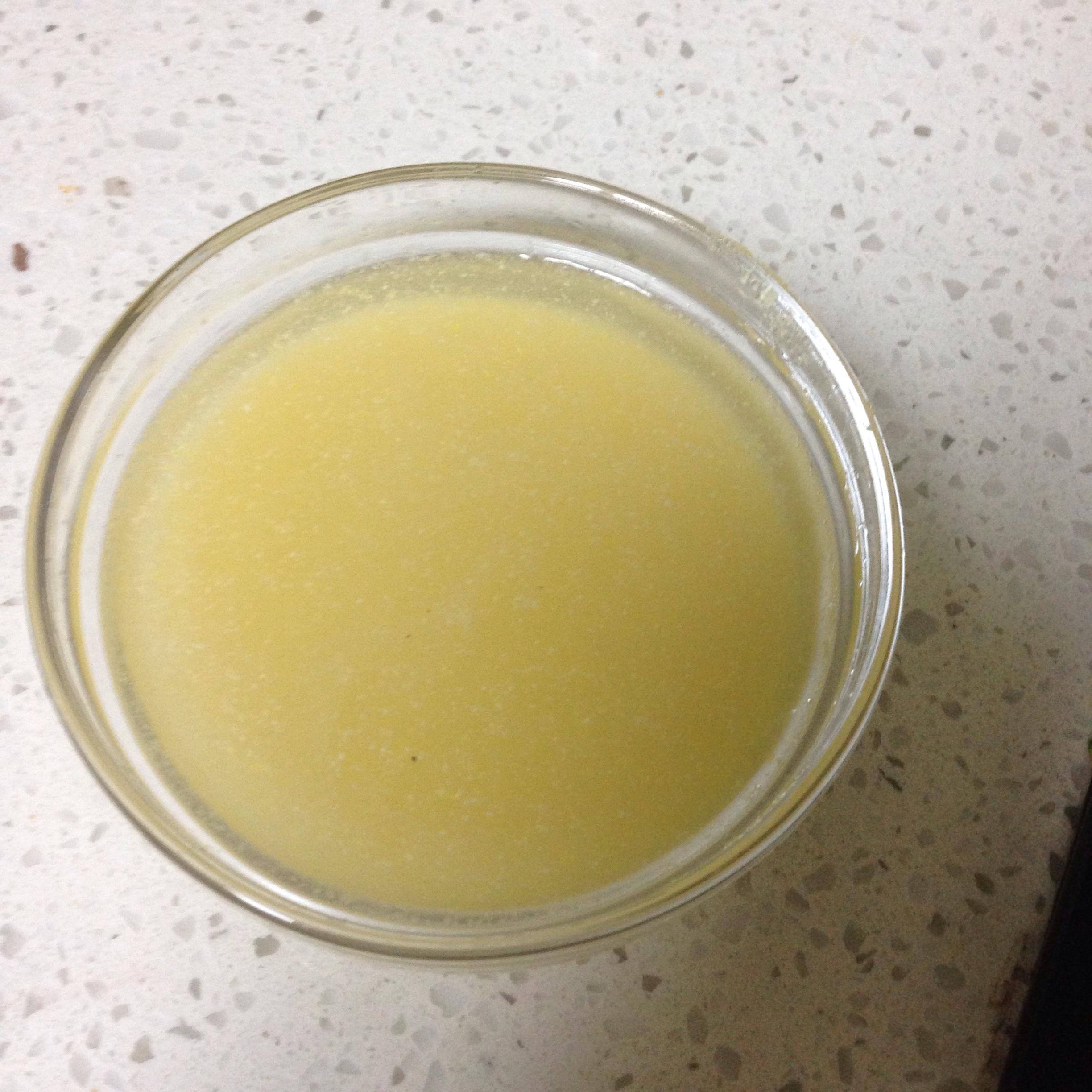 奶香玉米麪粥的做法 步骤2