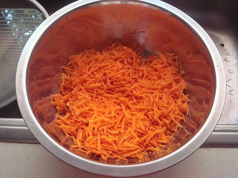 胡蘿蔔全麥饅頭的做法 步骤1
