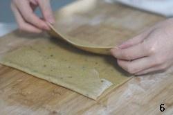 橄欖油迷迭香脆餅的做法 步骤6