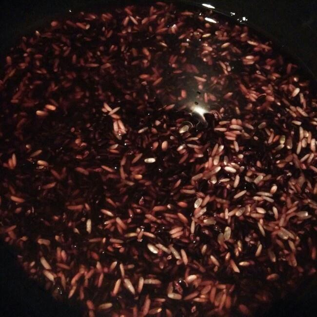 快手營養黑米黑糯米雜糧飯的做法 步骤2