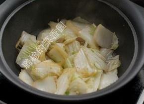 白菜肉沫炒粉條的做法 步骤8
