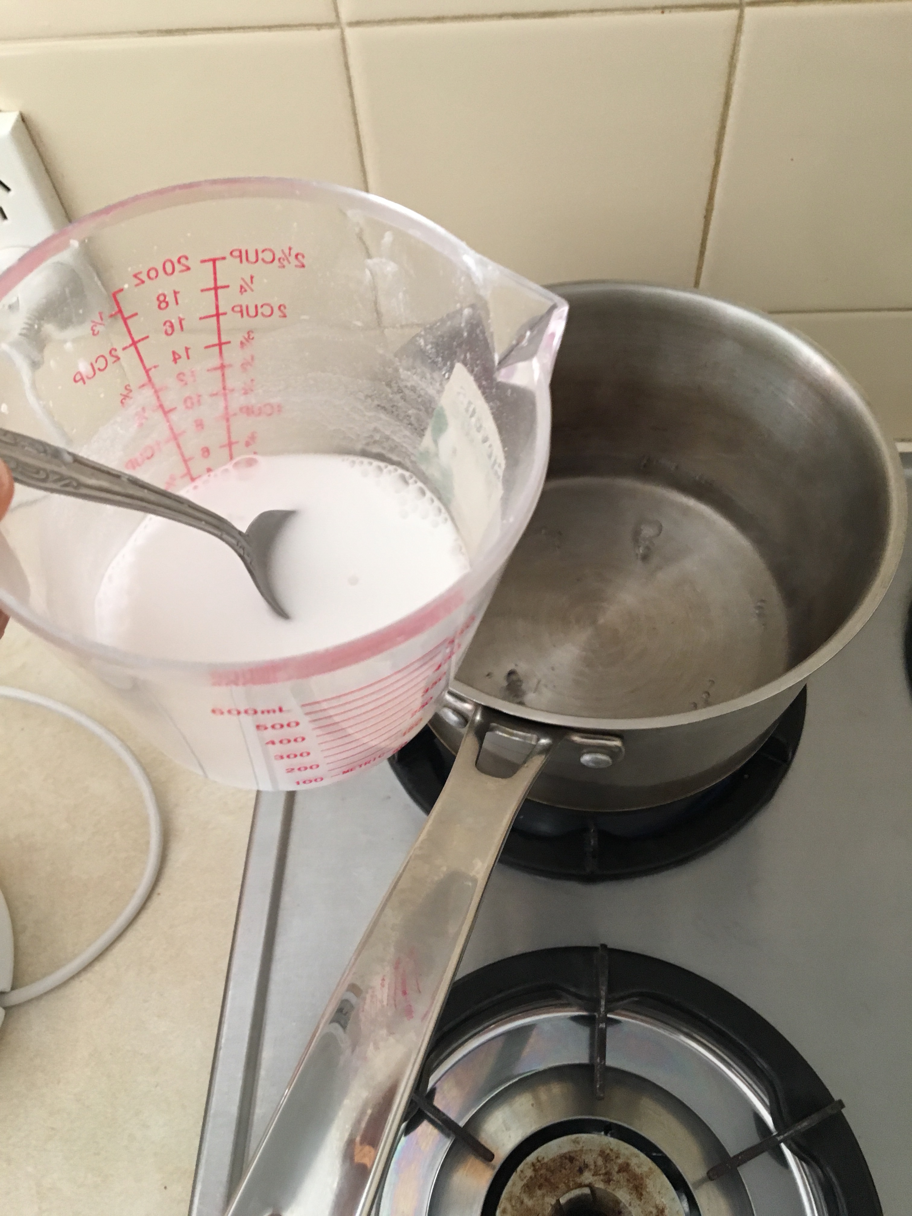 自制涼粉的做法 步骤1