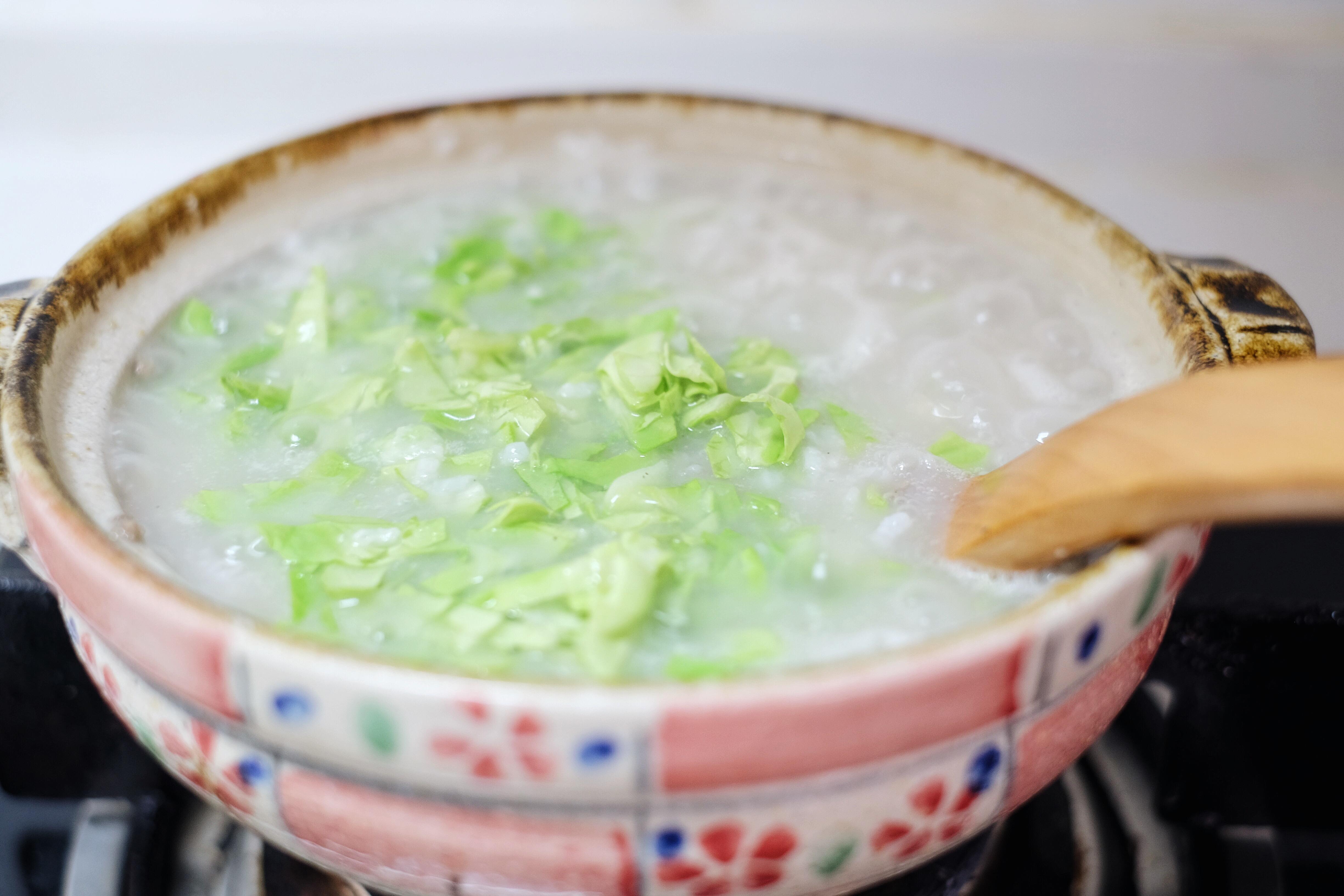 糙米圓白菜牛肉粥的做法 步骤7
