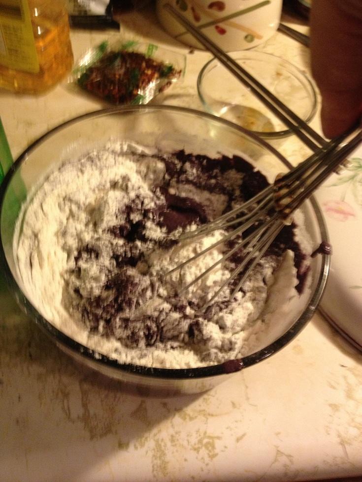 香蕉紫米蒸糕的做法 步骤2