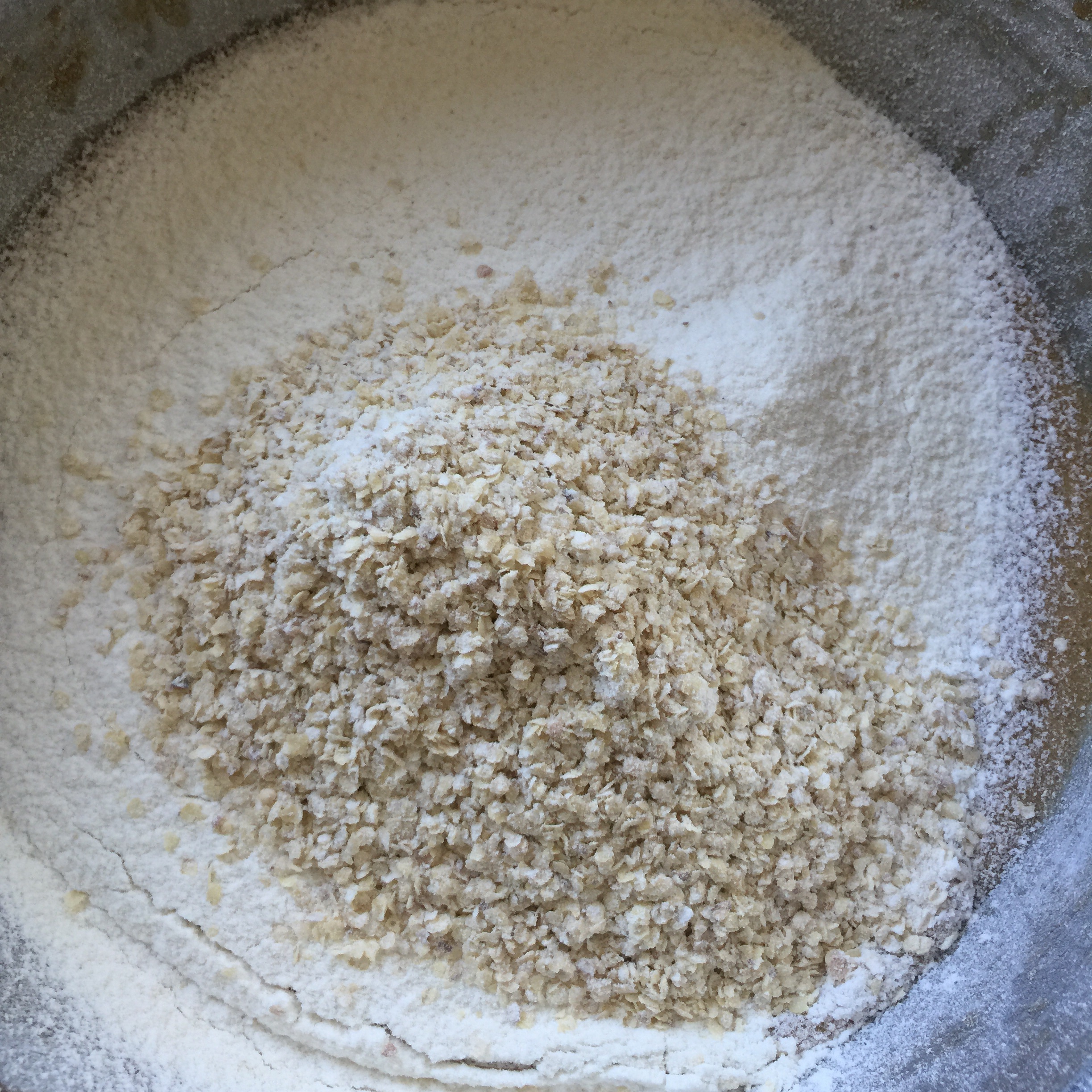 乾果紅糖小麥胚芽戚風蛋糕的做法 步骤3