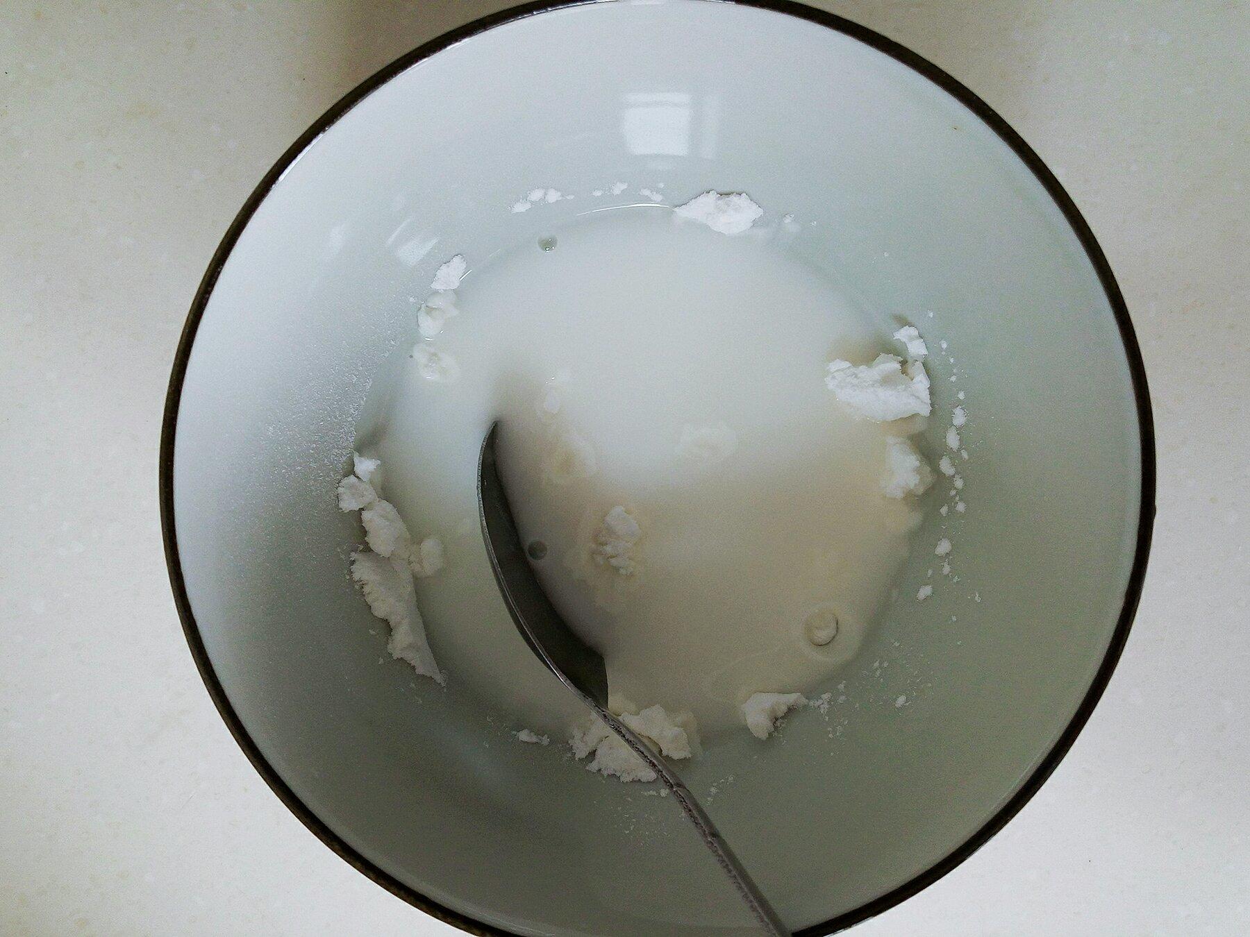 夏日糖水藕粉凍的做法 步骤2