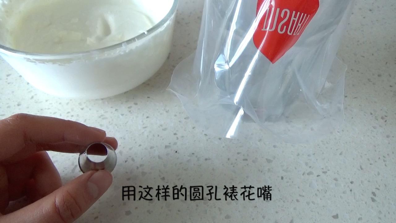 焦糖核桃椰奶慕斯（視訊菜譜）的做法 步骤18