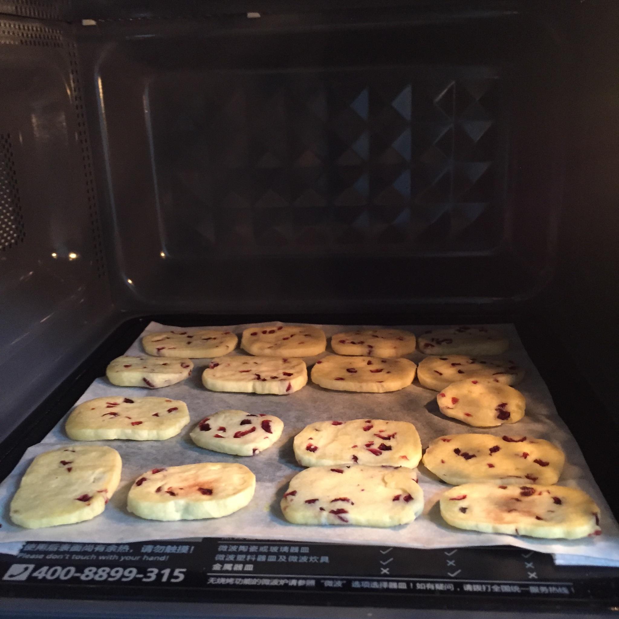 蔓越莓餅乾——微波爐版的做法 步骤15