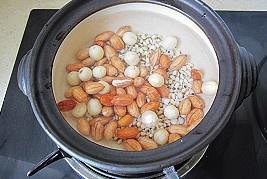 花生薏米芋圓湯的做法 步骤2